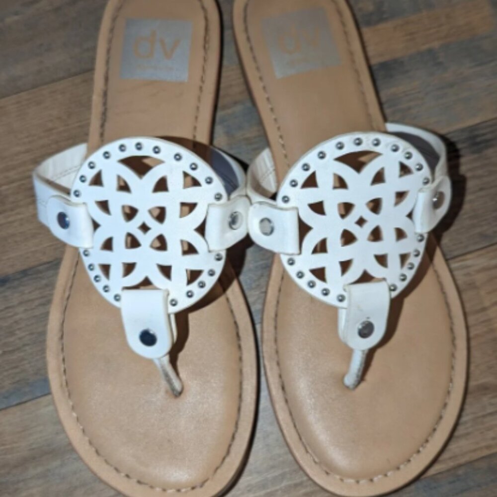 Size 6, flat sole sandal. Excellent condition